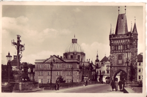 Altstädter Brückenturm 1943 95 009 ●